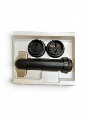 Turning Leaf Vacuum Wine Preserver Pump with Two Stoppers